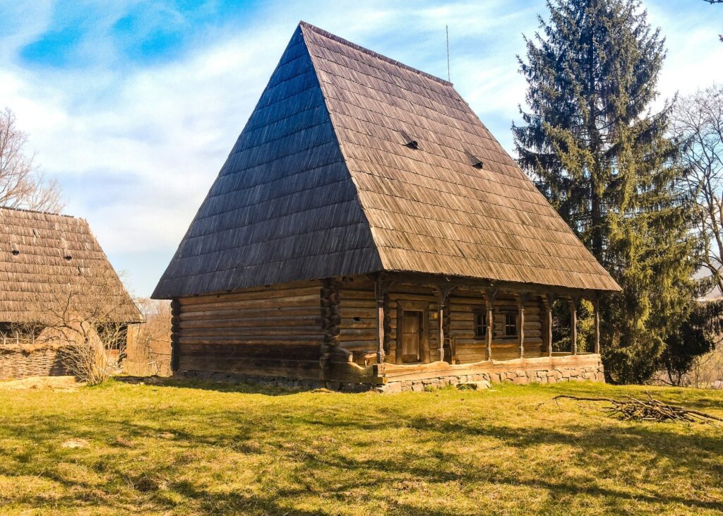 Roemenië - houten kerk