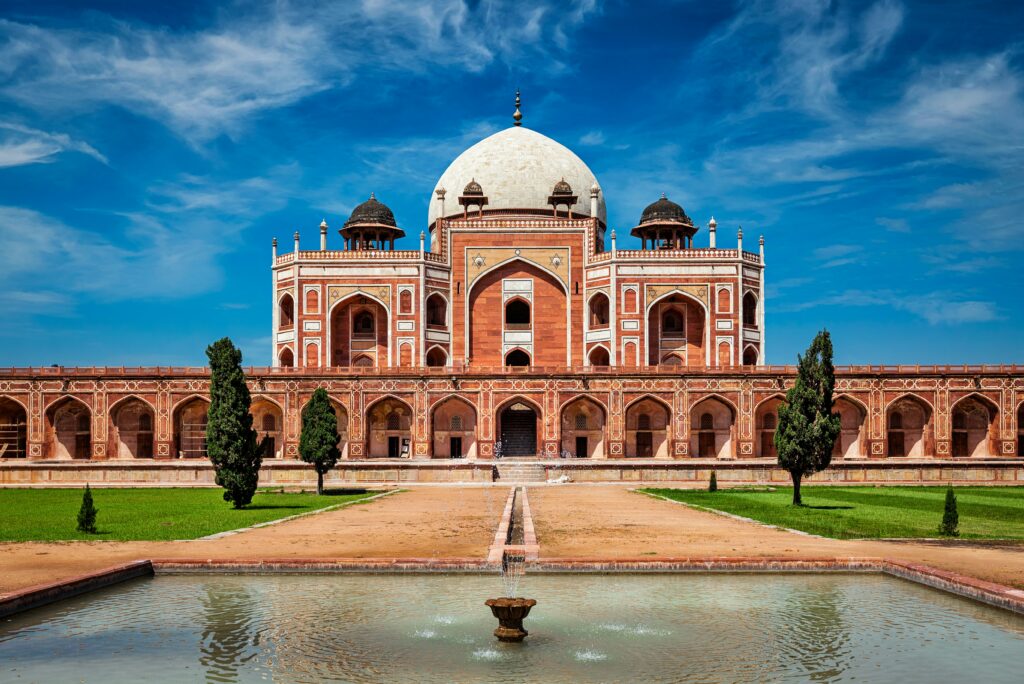 Aankomst in Delhi (-, -, -)