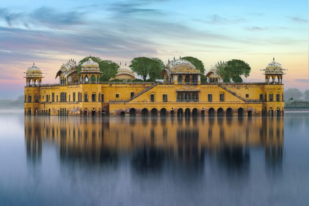 Door Rajasthan naar Rohet (O, -, -)